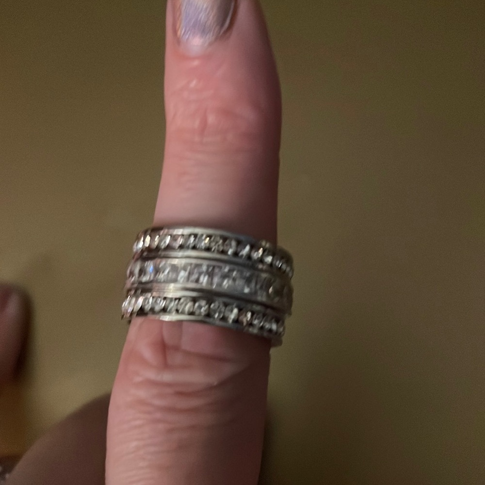 3 sparkling silver rings